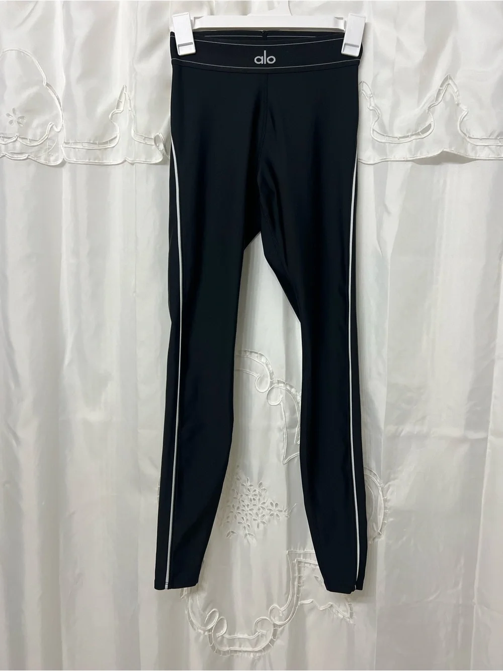 Alo Yoga Airbrush Wave Stripe Reflective Leggings Black XS